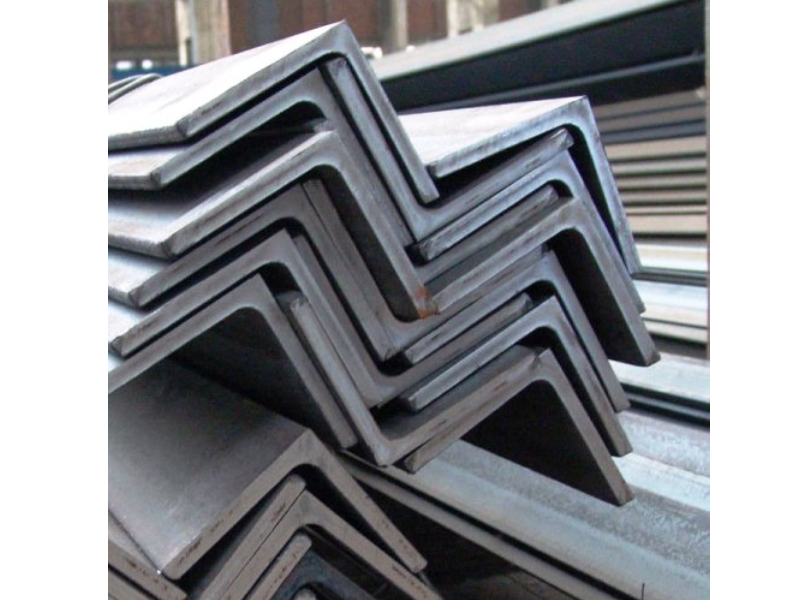 Steel Angle In Chhindwara